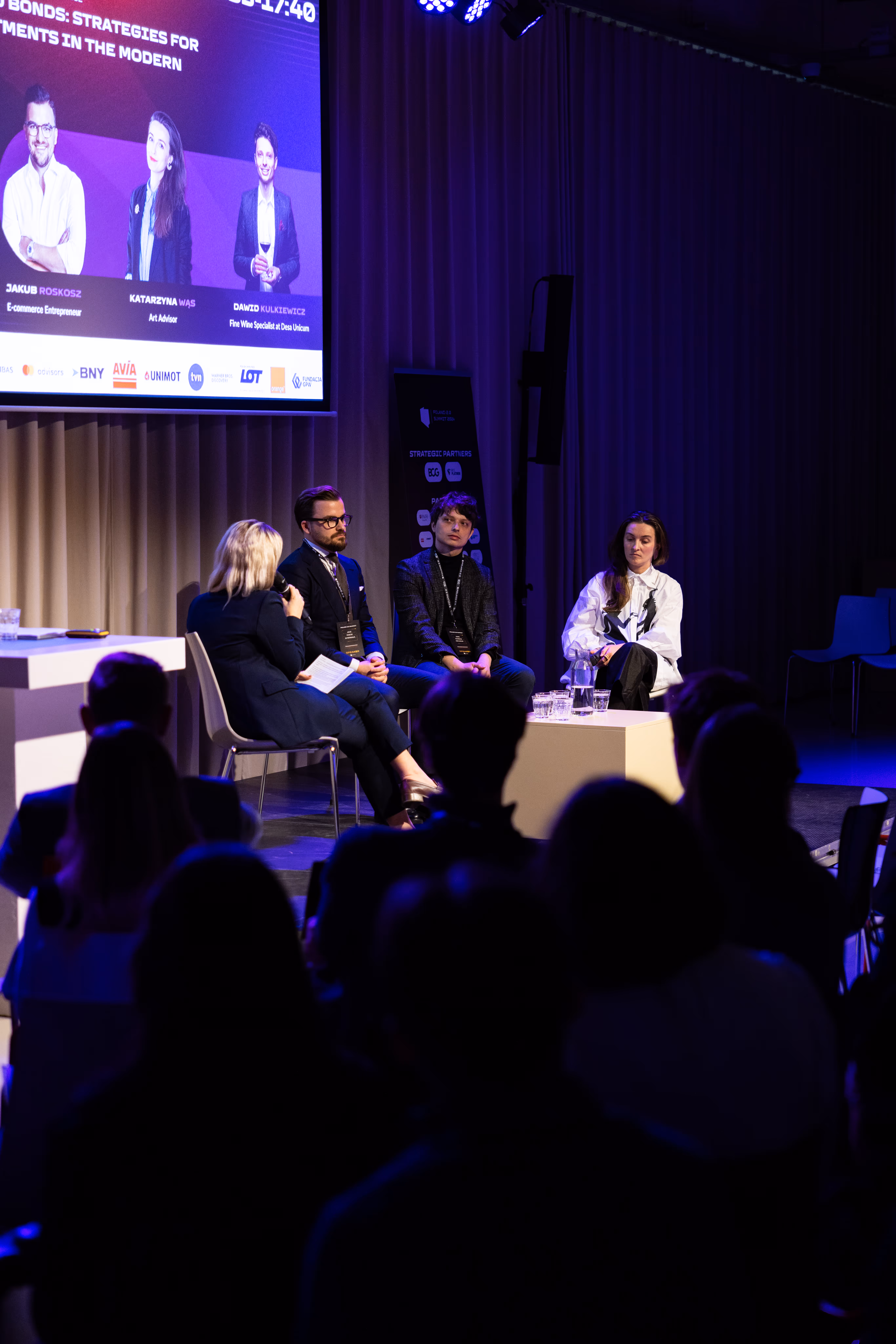 day1-panel-beyond-stocks-and-bonds-strategies-for-successful-investments-in-the-modern-landscape