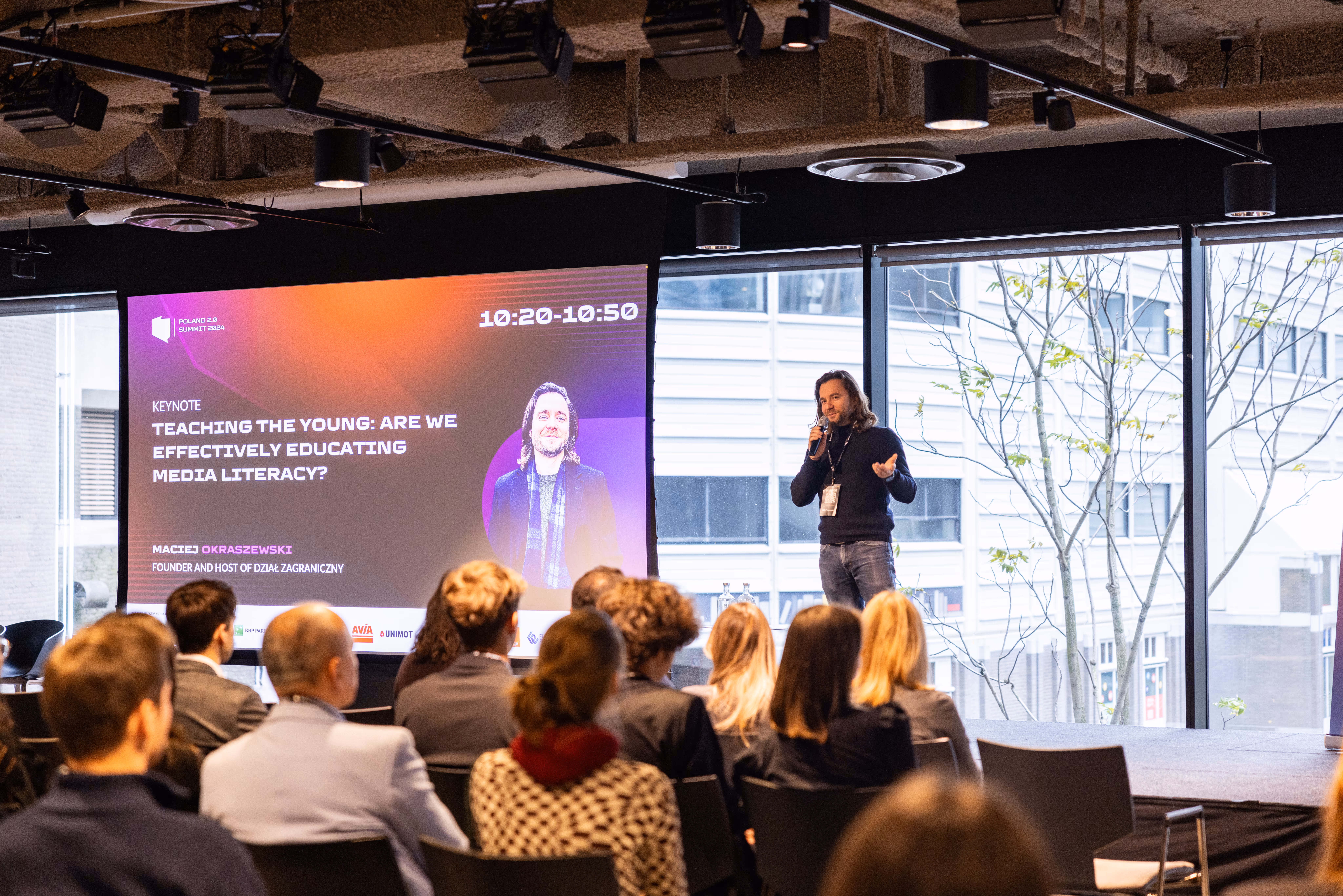 day2-keynote-teaching-the-young-are-we-effectively-educating-media-literacy